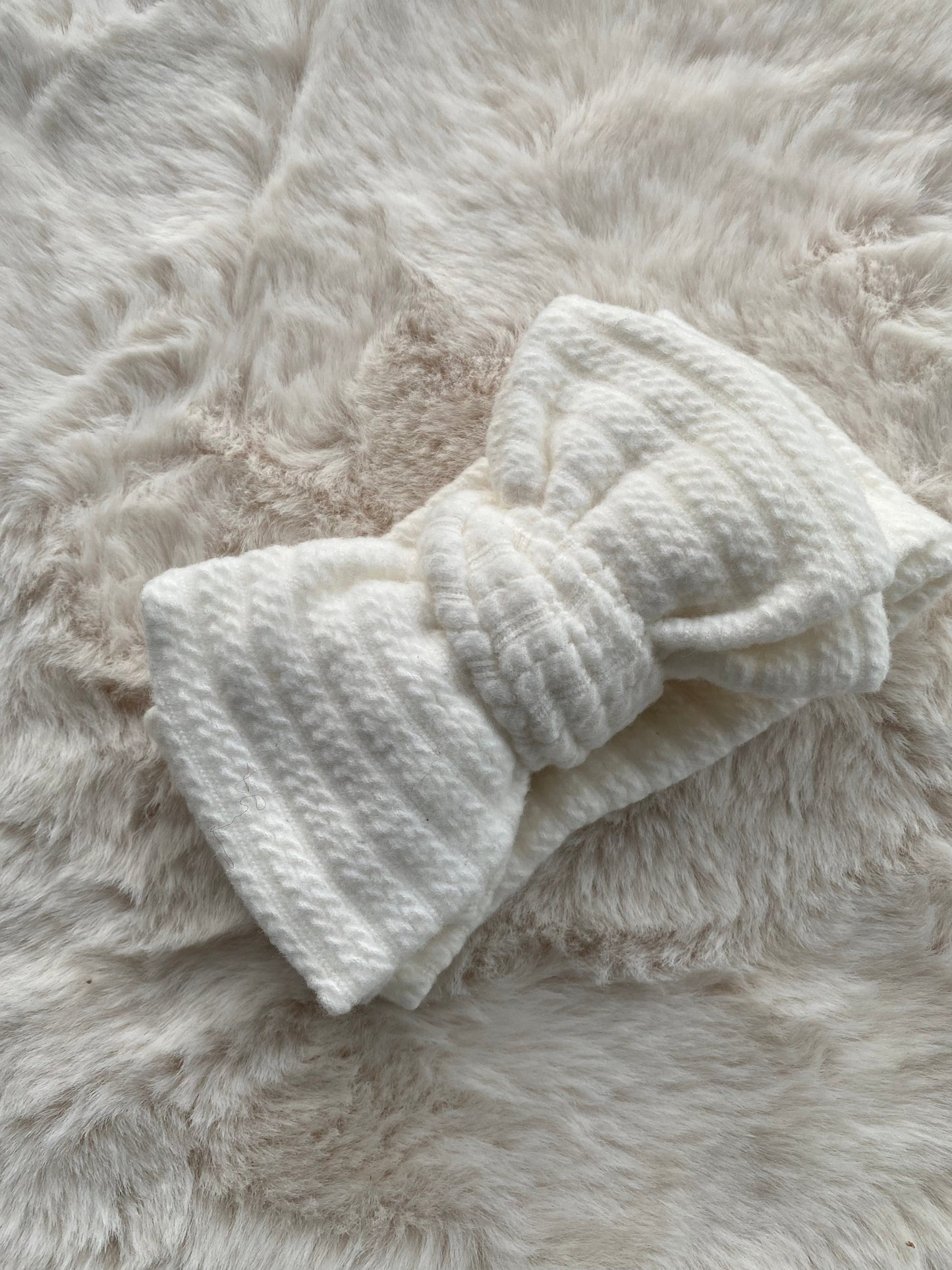 Chunky Knit Topknot - Ivory